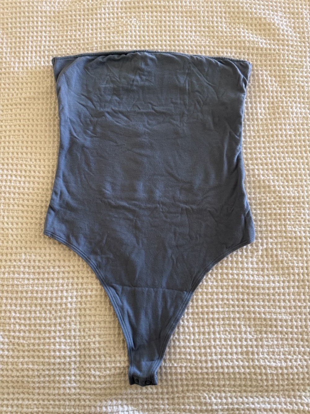 American Eagle Outfitters Strapless Ribbed Bodysuit in Slate Blue
